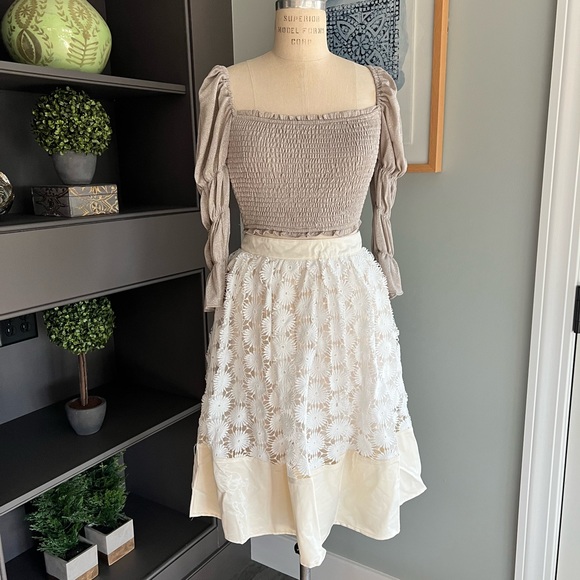 HOST PICK Floral Lace A-Line Skirt - Picture 4 of 8